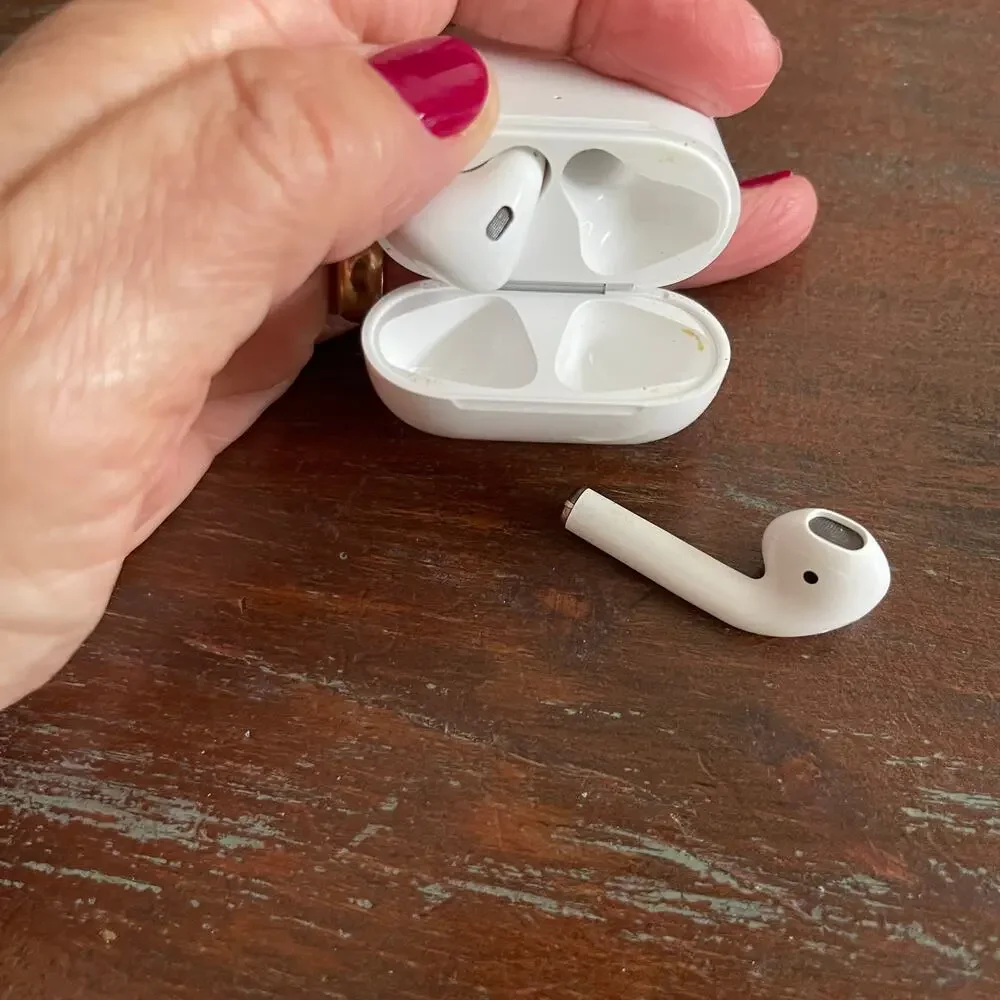 PARTS ONLY Apple AirPods and Charging Cases Mixed Lot